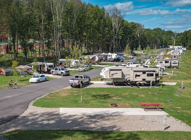Sun Retreats Birchwood Acres - Seasonal Stays