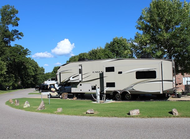Sun Retreats Horn Lake - Annual RV Sites