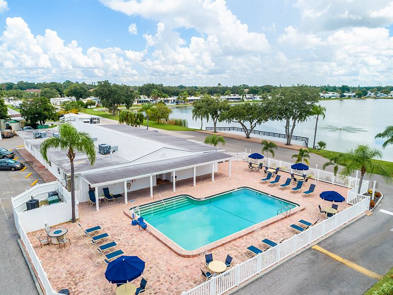 RV Resort in Bradenton, FL Pleasant Lake RV Resort