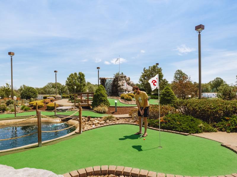 RV Camping Resort in Ohio Sun Retreats Geneva on the Lake