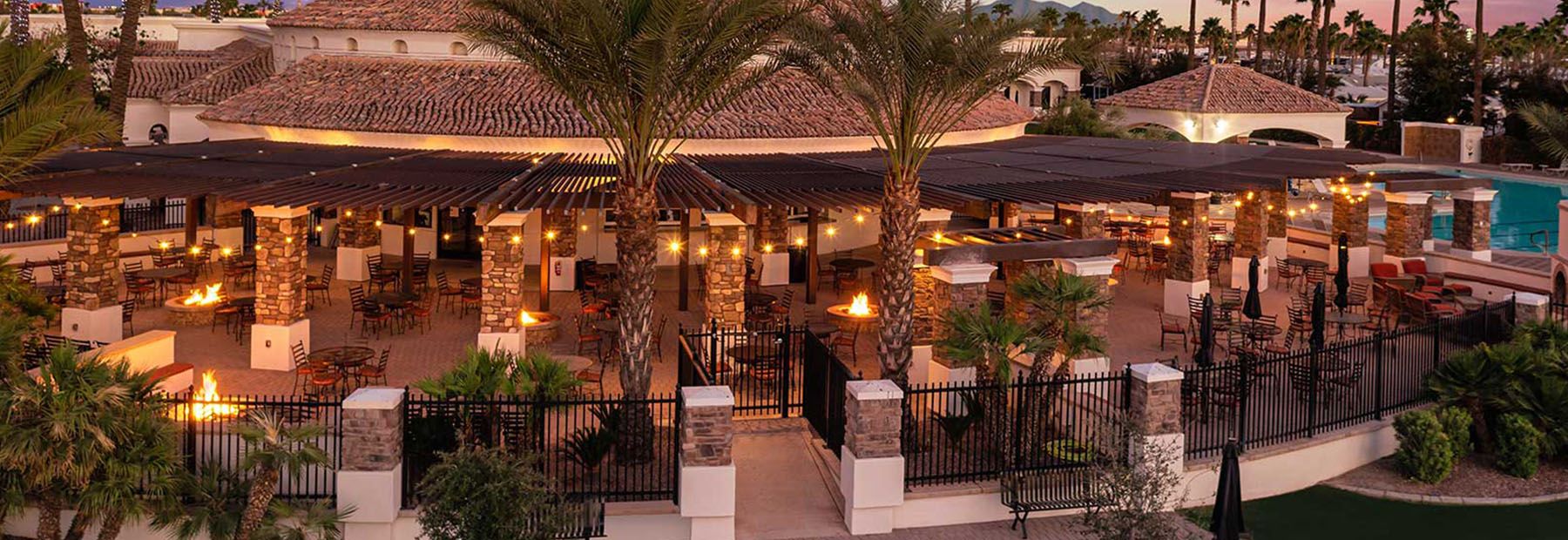 Palm Creek Resort & Residences Restaurants