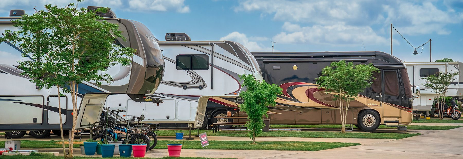 Space City Ellington Long Term Stays