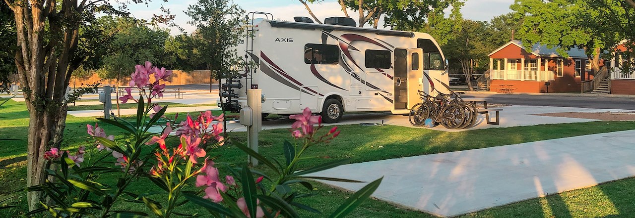 RV Resort in New Braunfels, TX - Sun Retreats Texas Hill Country
