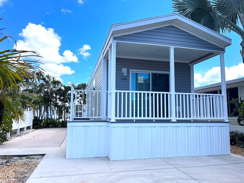 55+ RV Resort in Naples, FL Lake San Marino RV Resort